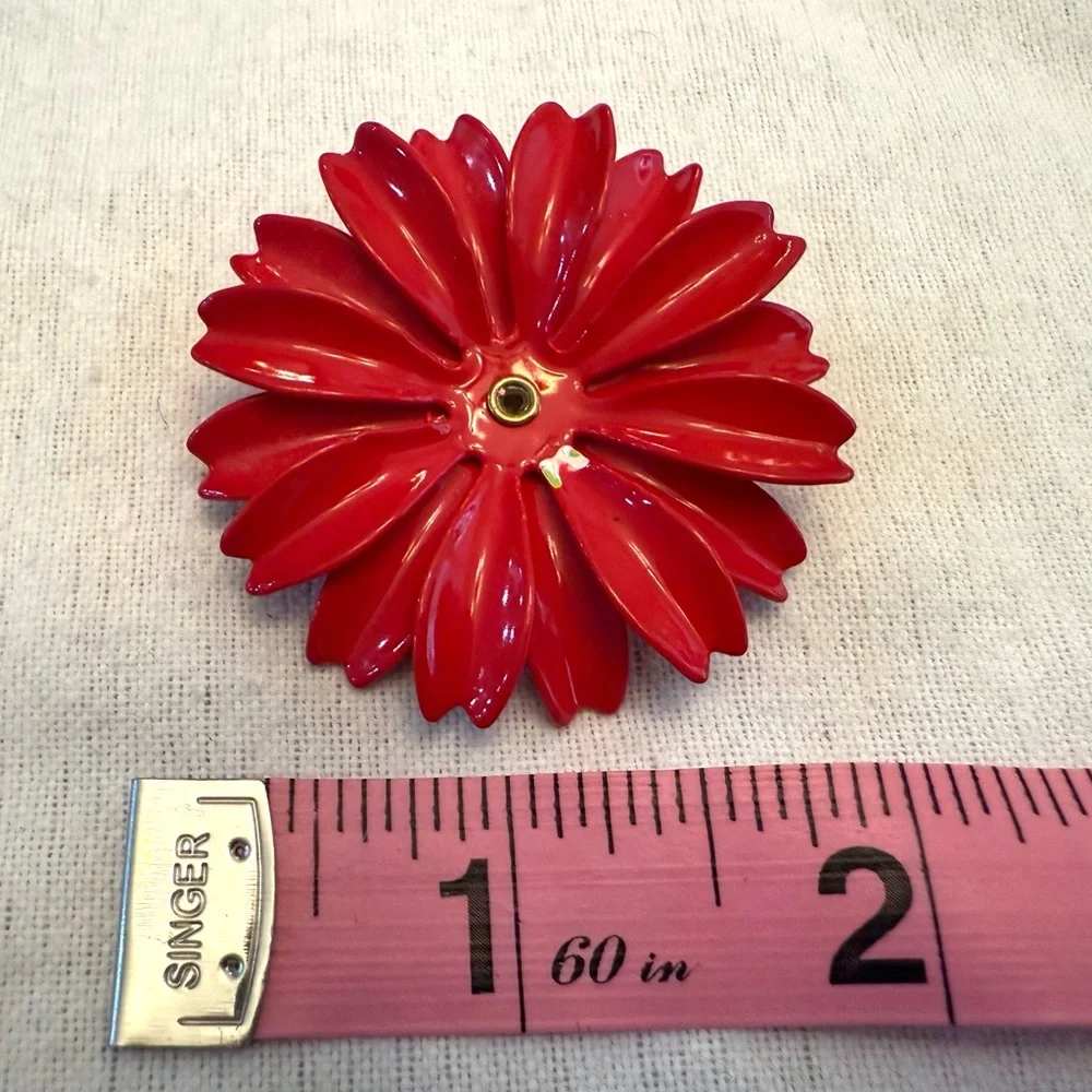 Red Vintage Trifari Floral Statement Brooch - Women Accessories